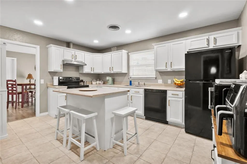 Photo 8 — 718 W Huber Avenue, Weatherford, OK 73096