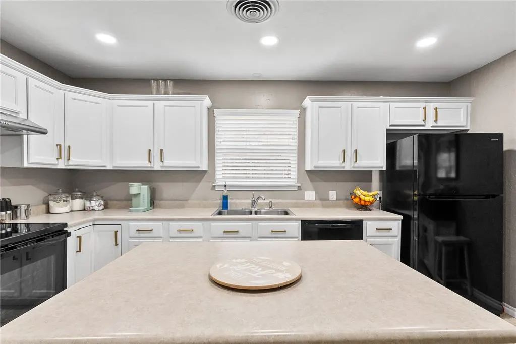 Photo 10 — 718 W Huber Avenue, Weatherford, OK 73096