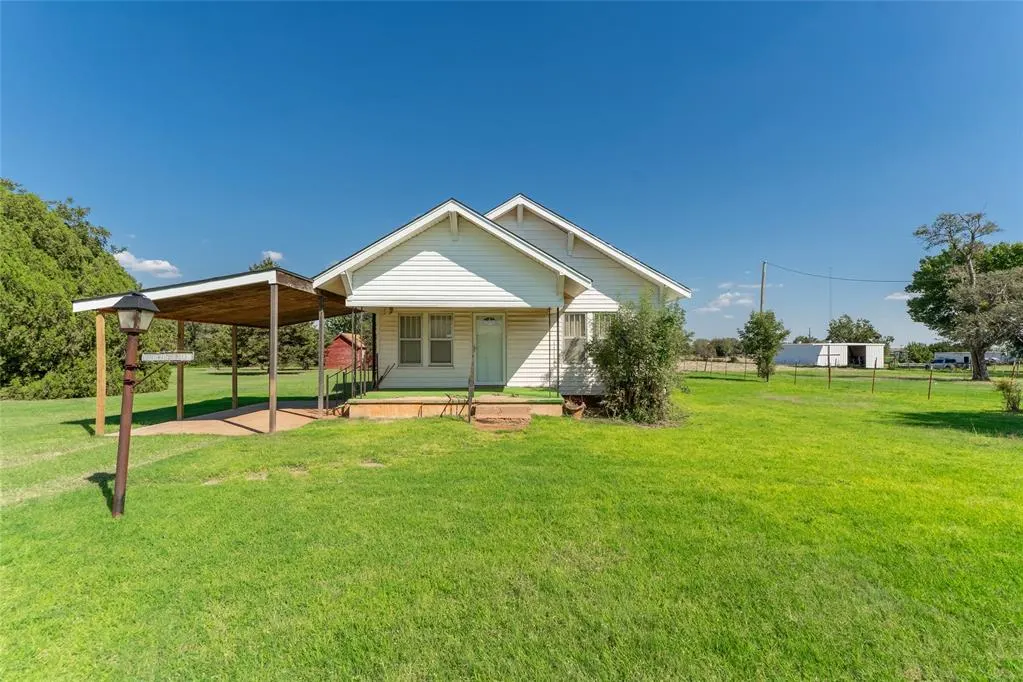 Photo 45 — 1741 Walton Road, Clinton, OK 73601