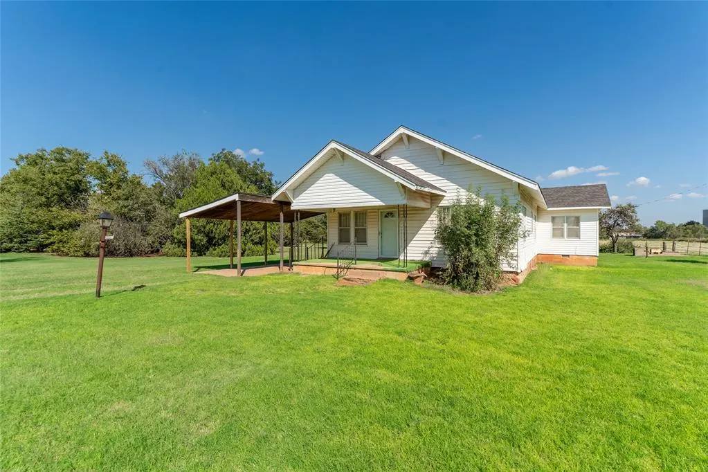 Photo 46 — 1741 Walton Road, Clinton, OK 73601