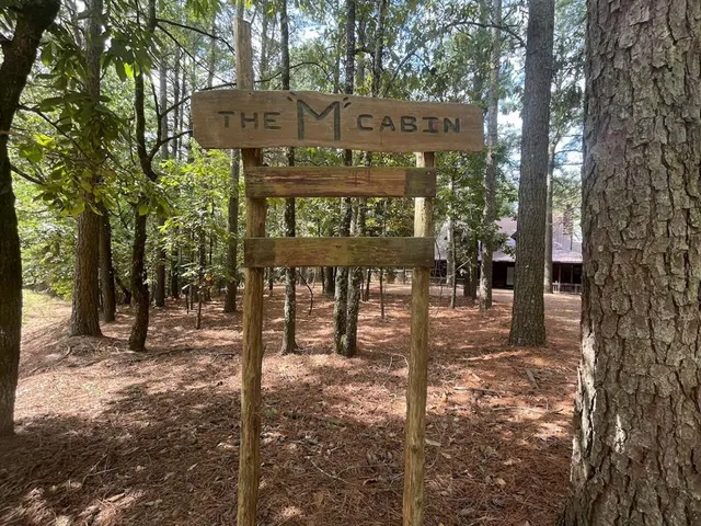 Photo 2 — 616 Southern Hills Road, Broken Bow, OK 74728