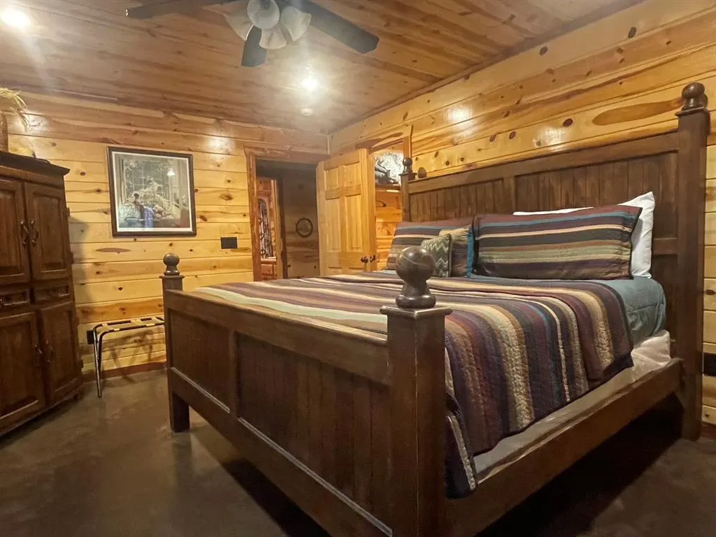 Photo 14 — 616 Southern Hills Road, Broken Bow, OK 74728