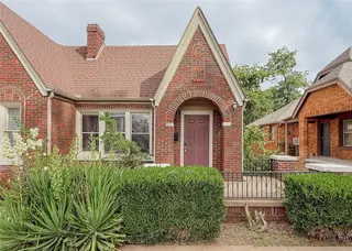 Sold home at 911 East Drive
