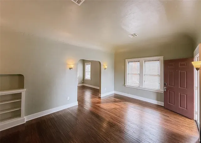 Photo 5 — 911 East Drive, Oklahoma City, OK 73105
