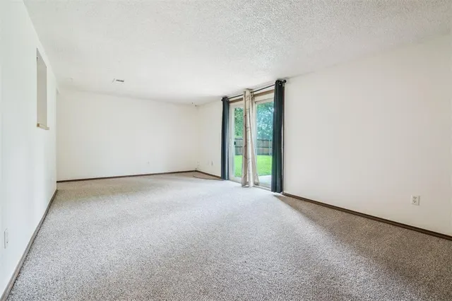 Photo 3 — 7508 NW 113th Street, Oklahoma City, OK 73162