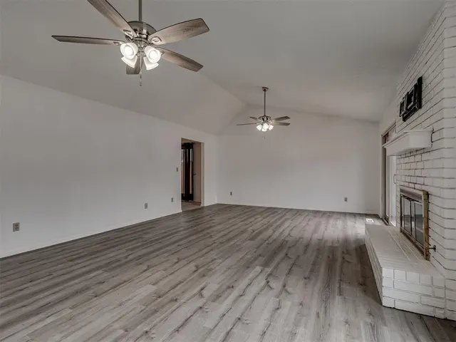 Photo 6 — 1306 Sean Court, Midwest City, OK 73110