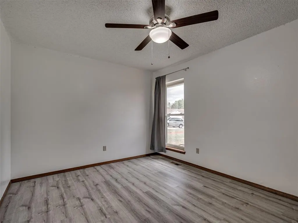 Photo 28 — 1306 Sean Court, Midwest City, OK 73110