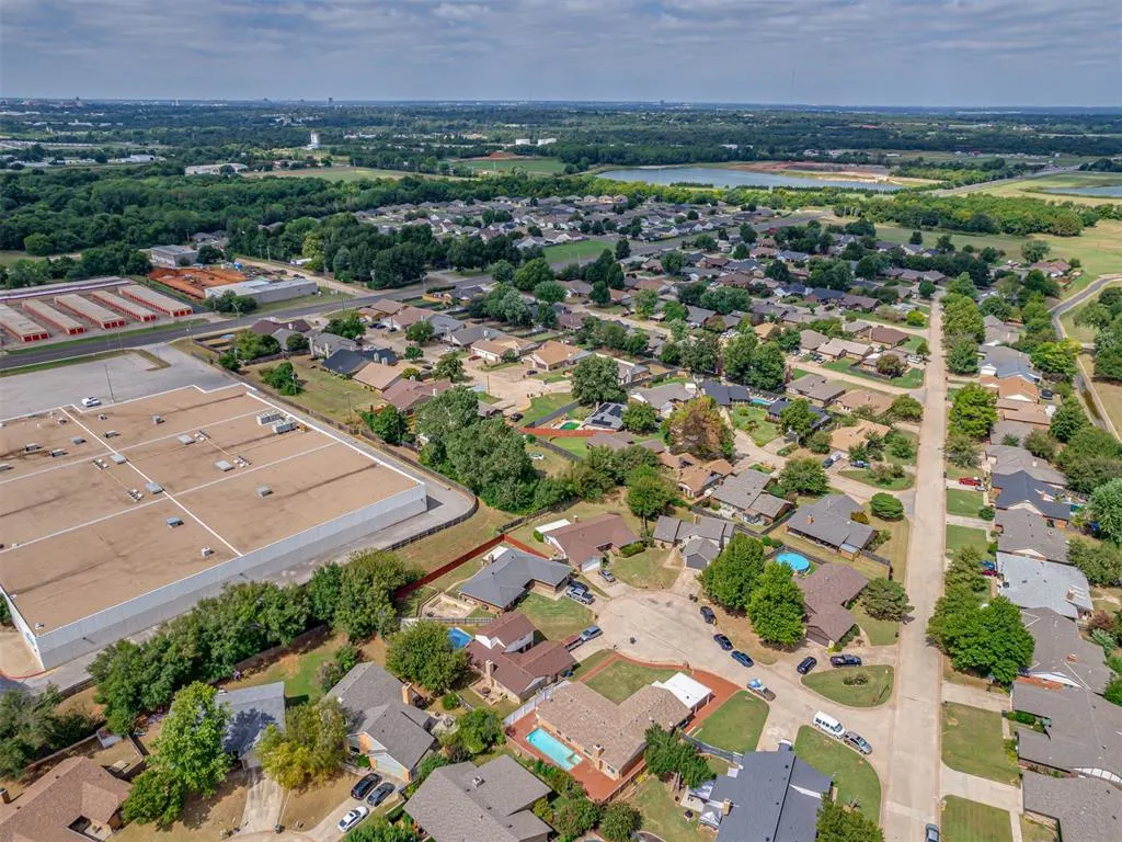 Photo 41 — 1306 Sean Court, Midwest City, OK 73110