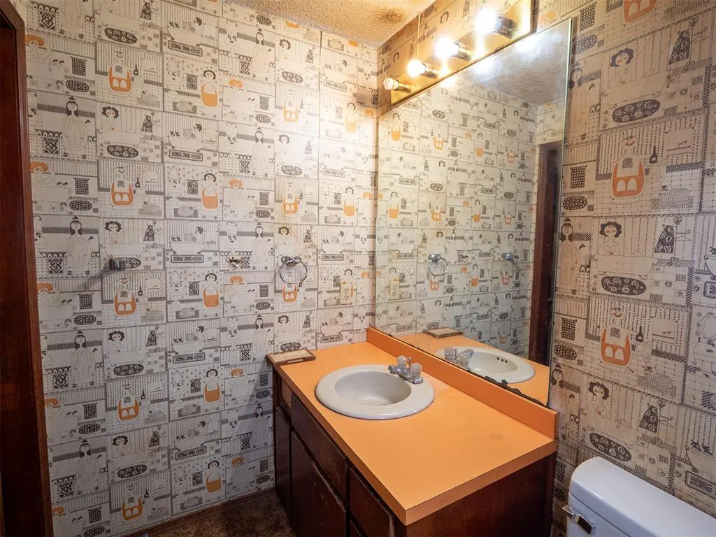Photo 28 — 2222 7th Street, Prague, OK 74864