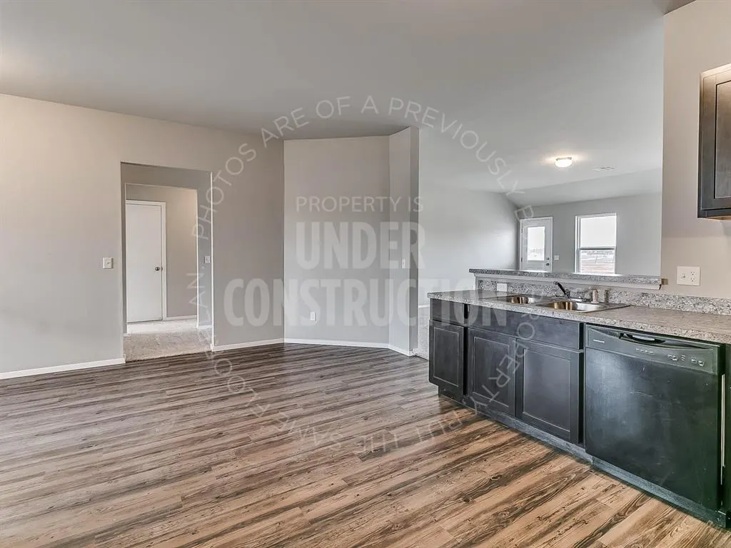 Photo 10 — 31089 Elderberry Drive, McLoud, OK 74851