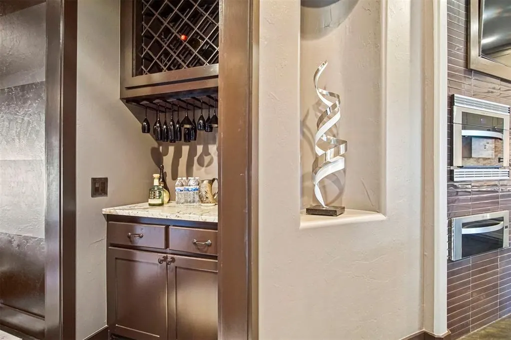Photo 11 — 13304 Rock Canyon Road, Oklahoma City, OK 73142