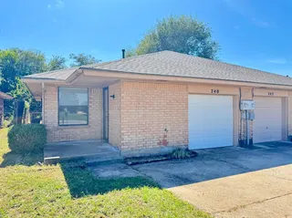 Sold home at 240 Barrett Place
