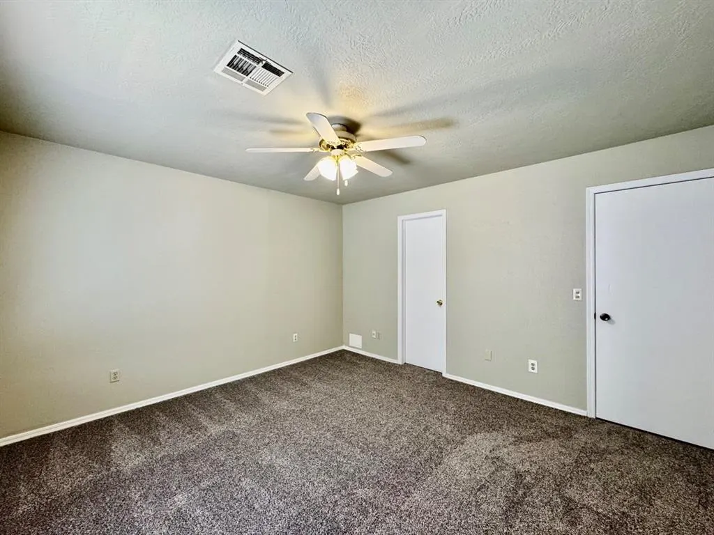 Photo 19 — 240 Barrett Place, Edmond, OK 73003