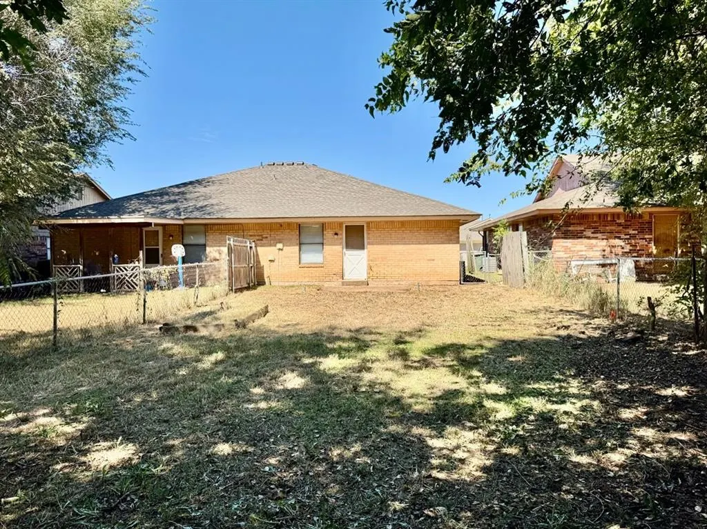 Photo 25 — 240 Barrett Place, Edmond, OK 73003