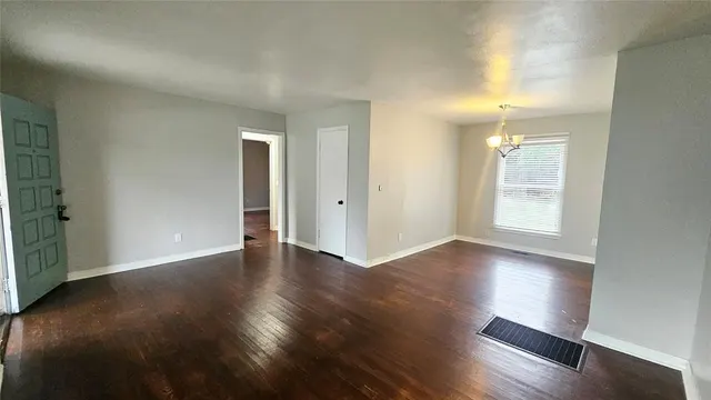 Photo 7 — 3808 NW 31st Street, Oklahoma City, OK 73112