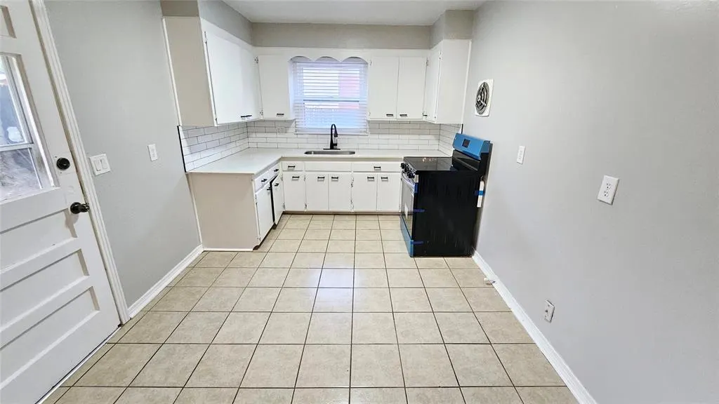 Photo 10 — 3808 NW 31st Street, Oklahoma City, OK 73112