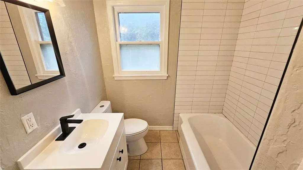 Photo 16 — 3808 NW 31st Street, Oklahoma City, OK 73112