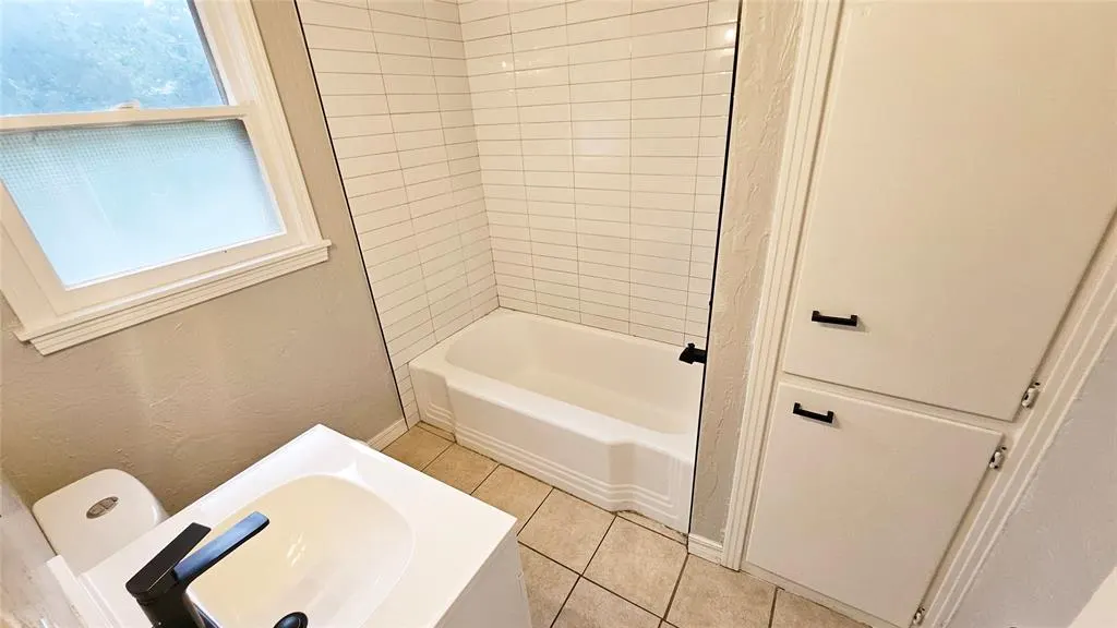 Photo 17 — 3808 NW 31st Street, Oklahoma City, OK 73112