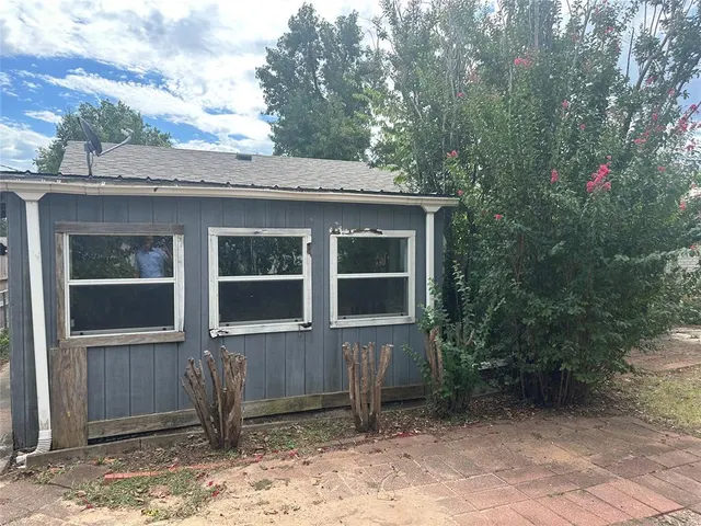 Photo 3 — 4206 N Aydelotte Avenue, Shawnee, OK 74804