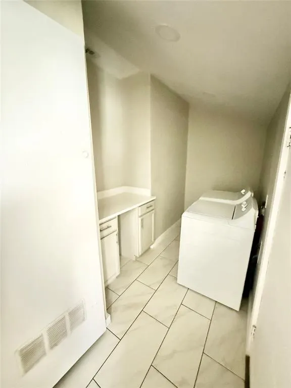 Photo 6 — 915 E HICKORY Street, Altus, OK 73521