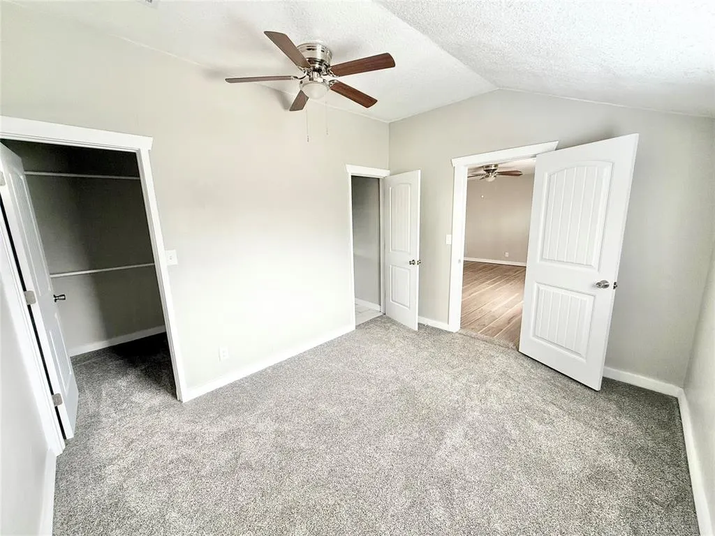 Photo 9 — 915 E HICKORY Street, Altus, OK 73521