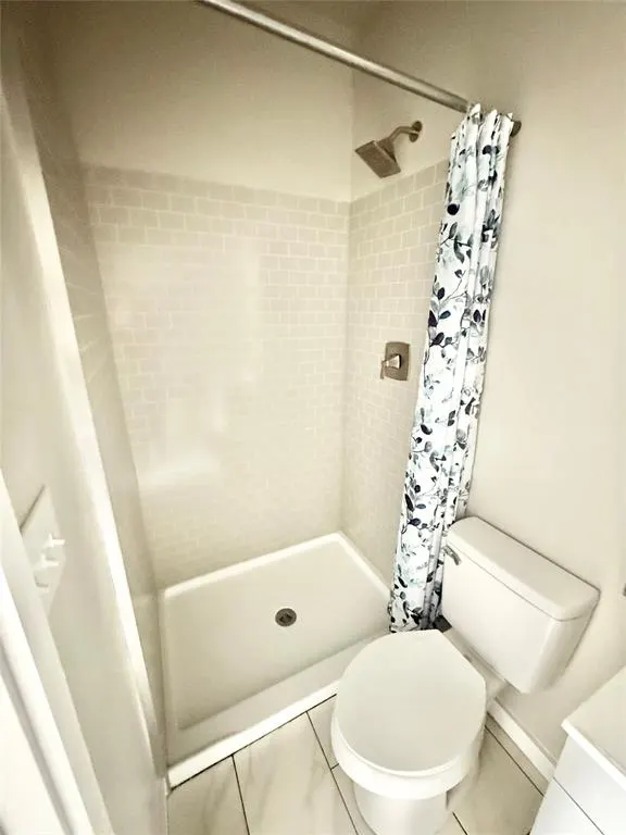 Photo 12 — 915 E HICKORY Street, Altus, OK 73521