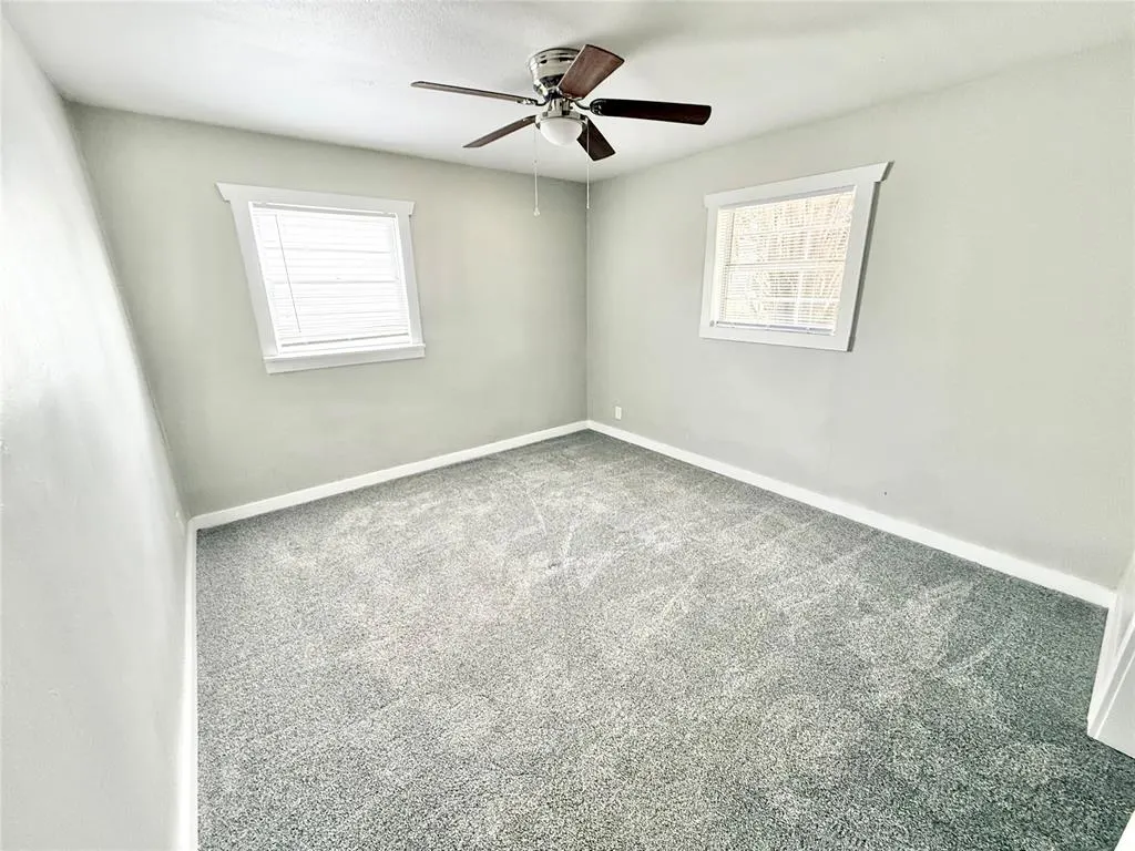 Photo 16 — 915 E HICKORY Street, Altus, OK 73521