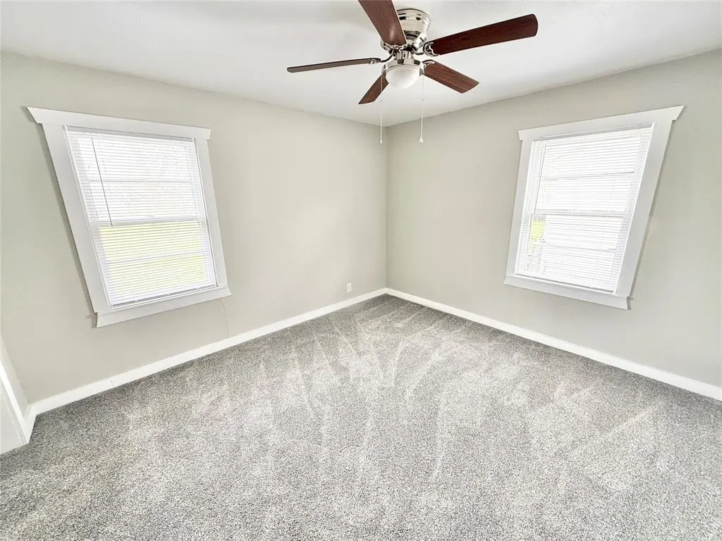 Photo 18 — 915 E HICKORY Street, Altus, OK 73521