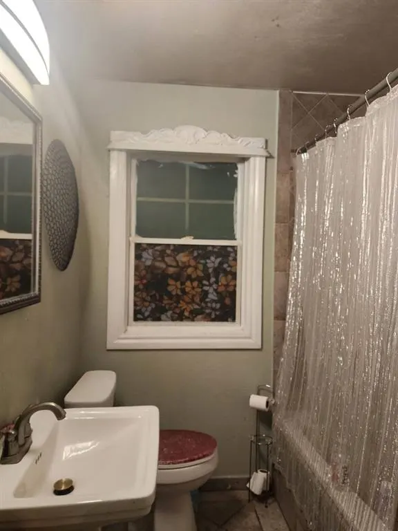 Photo 9 — 2728 NW 38th Street, Oklahoma City, OK 73112