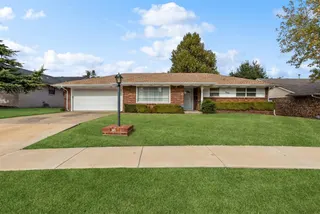 Sold home at 3113 NW 62nd Street