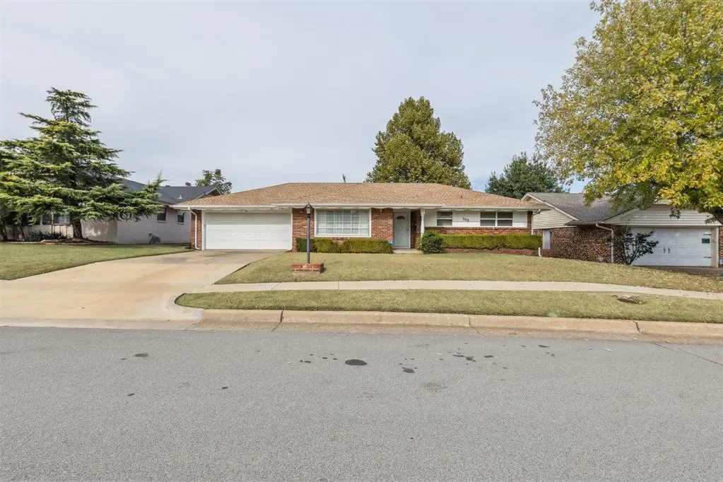 Photo 2 — 3113 NW 62nd Street, Oklahoma City, OK 73112