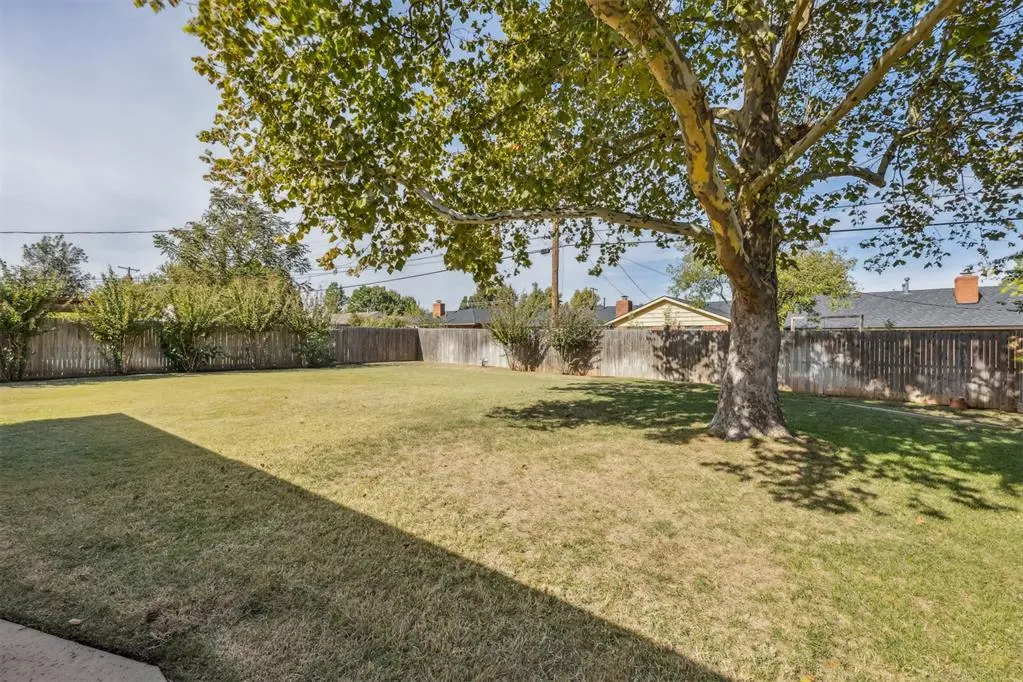 Photo 37 — 3113 NW 62nd Street, Oklahoma City, OK 73112