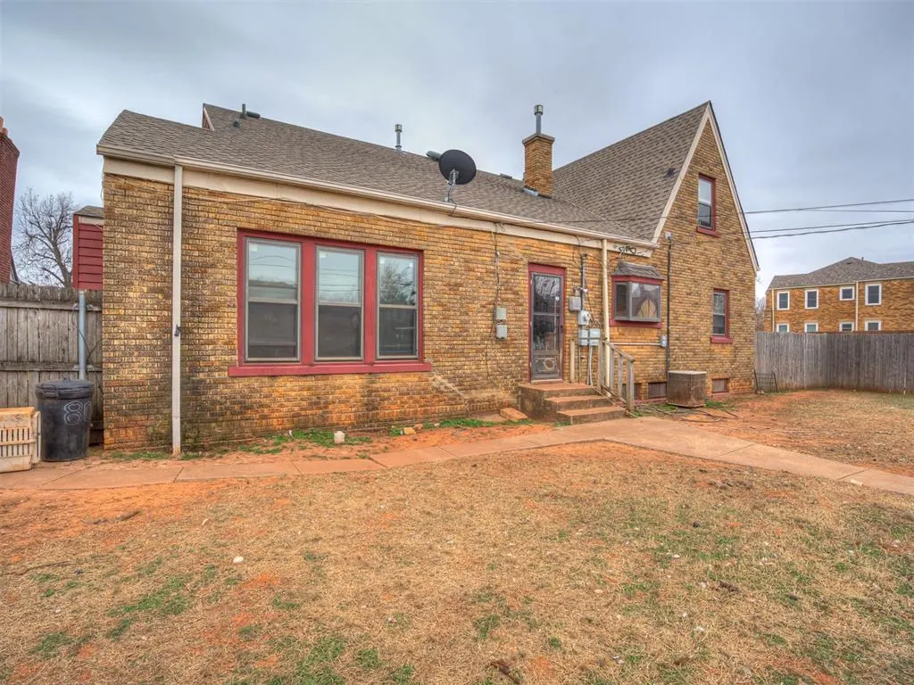 Photo 41 — 801 NE 17th Street, Oklahoma City, OK 73105