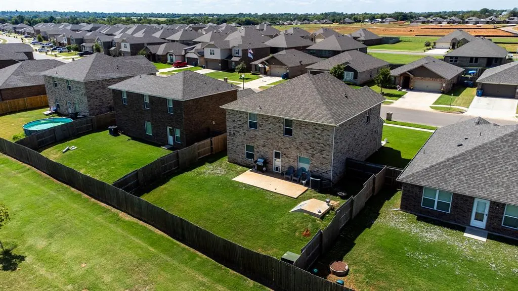 Photo 6 — 808 St James Place, Newcastle, OK 73065
