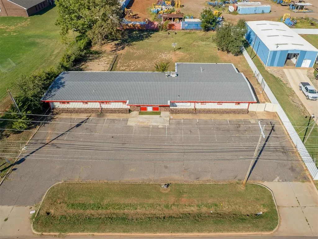 Photo 10 — 3901 S Bryant Avenue, Del City, OK 73115
