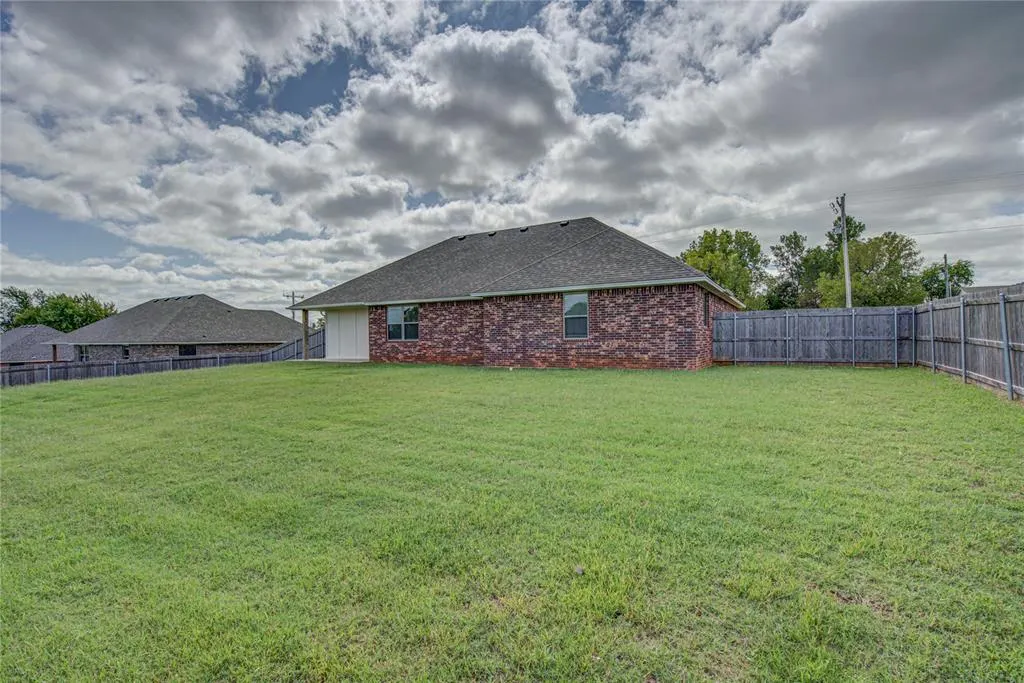 Photo 40 — 17359 290th Street, Washington, OK 73093