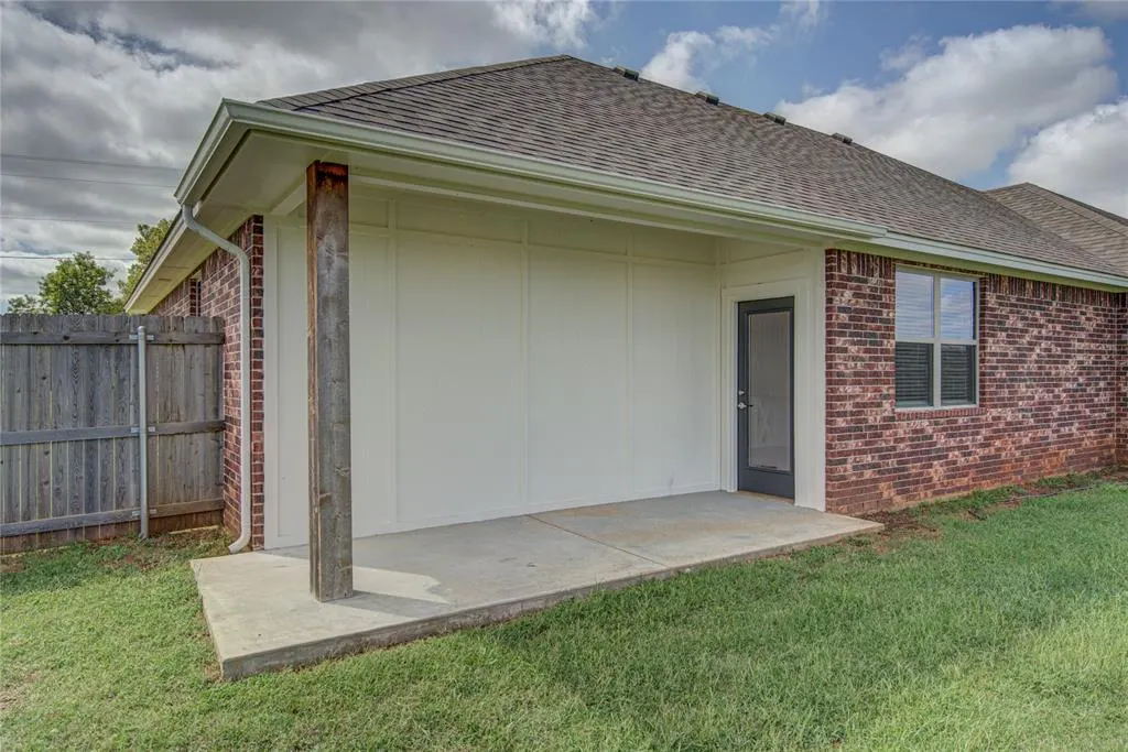 Photo 44 — 17359 290th Street, Washington, OK 73093