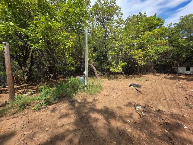 Photo 2 — 8300 Sowell Road, Choctaw, OK 73020