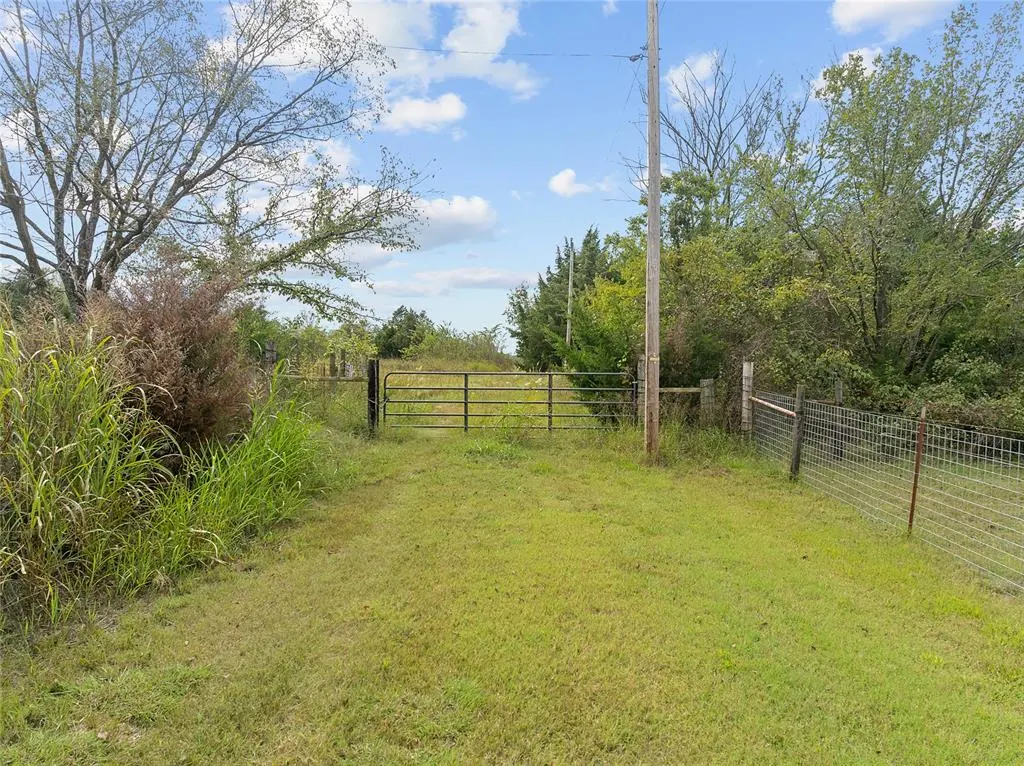 Photo 13 — 17402 State Highway 24, Purcell, OK 73080