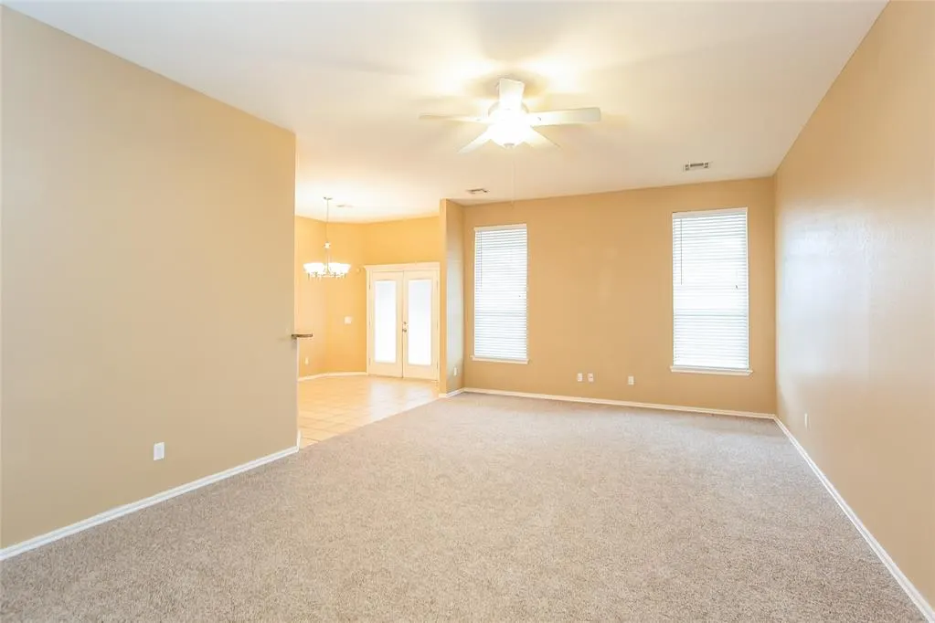 Photo 2 — 641 SW 161st Street, Oklahoma City, OK 73170