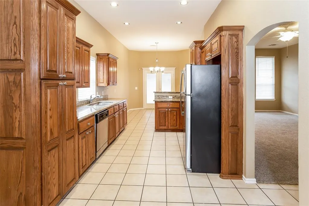 Photo 6 — 641 SW 161st Street, Oklahoma City, OK 73170