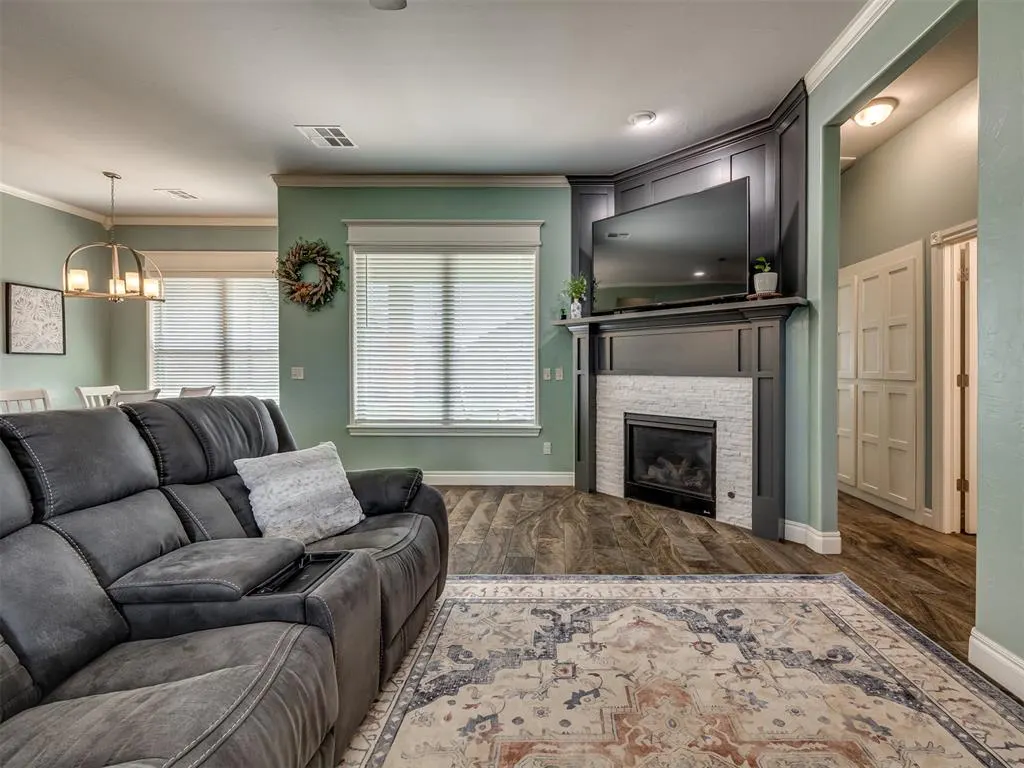 Photo 8 — 4216 Silver Maple Way, Oklahoma City, OK 73179