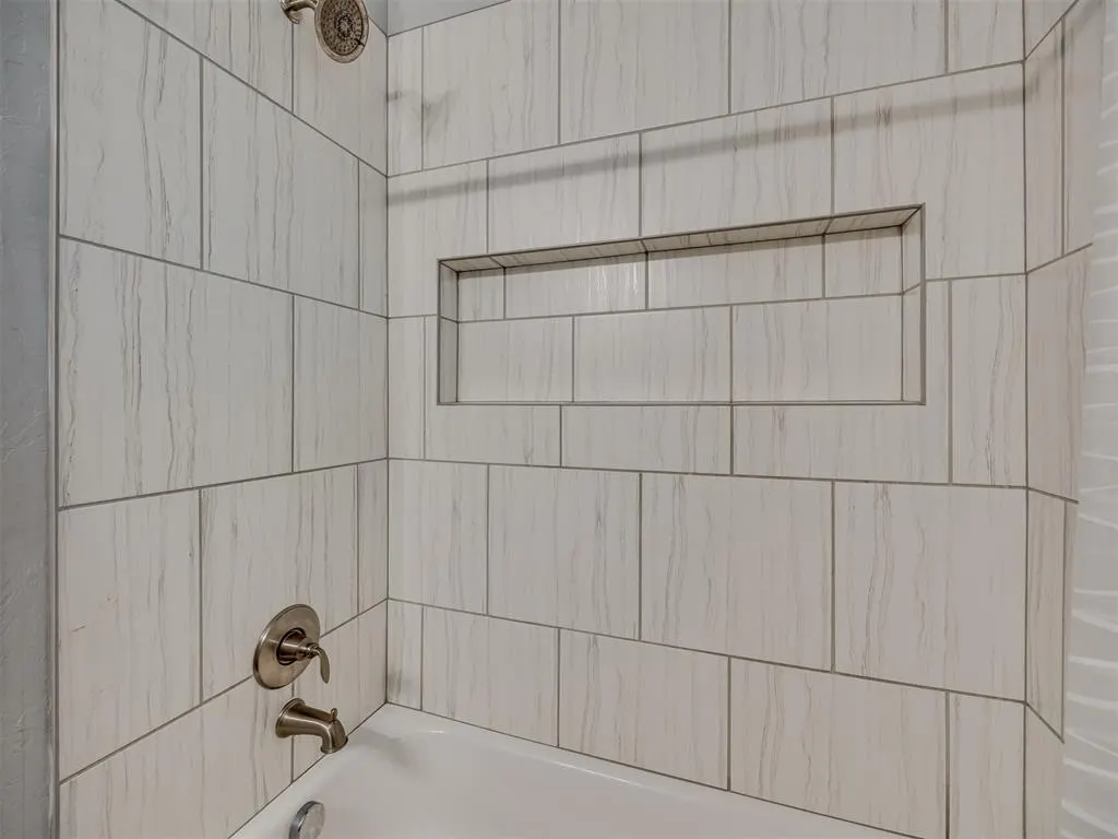 Photo 34 — 4216 Silver Maple Way, Oklahoma City, OK 73179