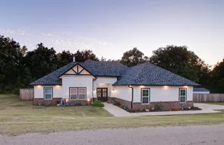 Sold home at 11312 S Churchill Downs