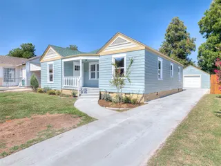 Sold home at 2939 NW 15th Street
