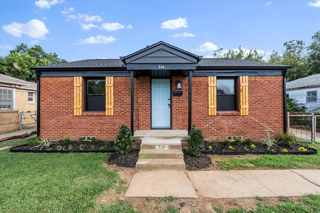Photo 2 — 314 E Ercoupe Drive, Midwest City, OK 73110