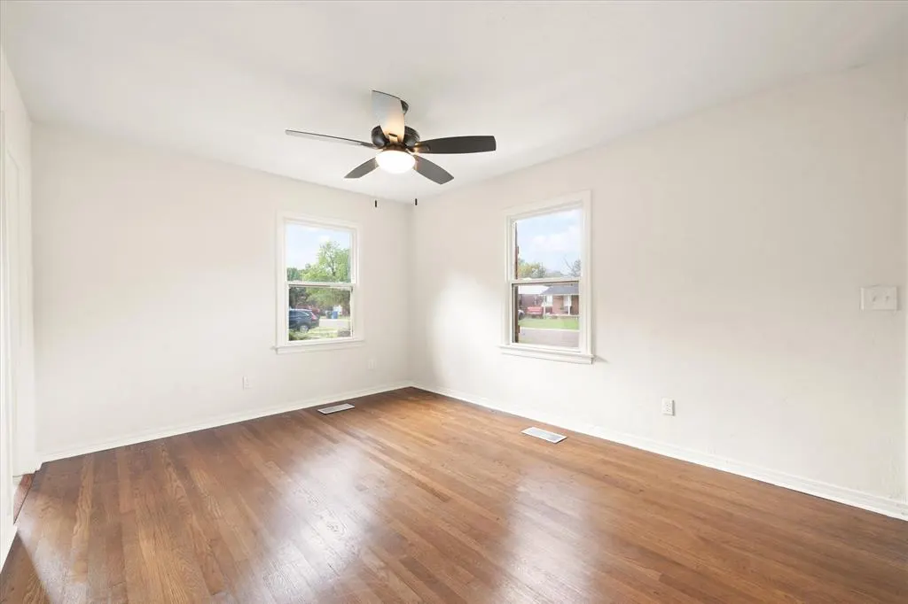 Photo 12 — 314 E Ercoupe Drive, Midwest City, OK 73110