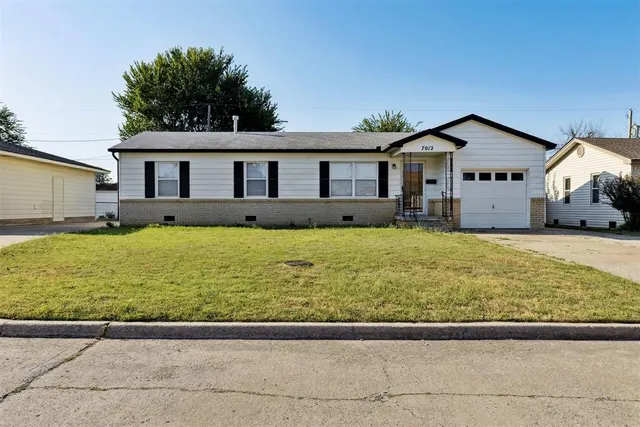 Photo 4 — 7012 NW 62nd Street, Bethany, OK 73008