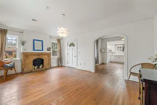 Sold home at 218 NW 31st Street