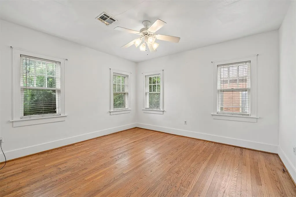 Photo 20 — 218 NW 31st Street, Oklahoma City, OK 73118